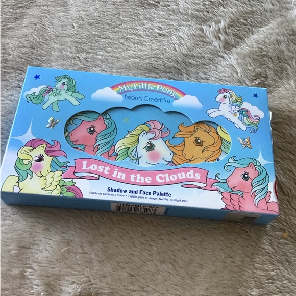 🌈 Cute My Little Pony Lost In Clouds Eye Face Blush Highlighting Palette New - Picture 3 of 4